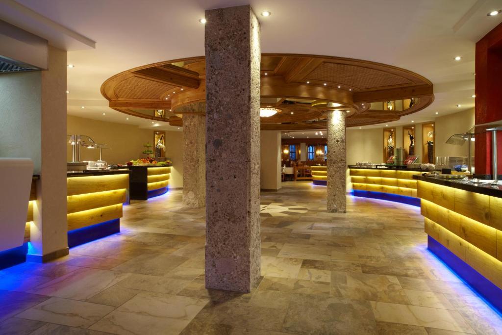 Familien Hotel Mozart Ried im Oberinntal Exterior foto