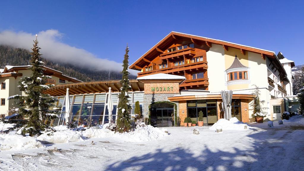 Familien Hotel Mozart Ried im Oberinntal Exterior foto